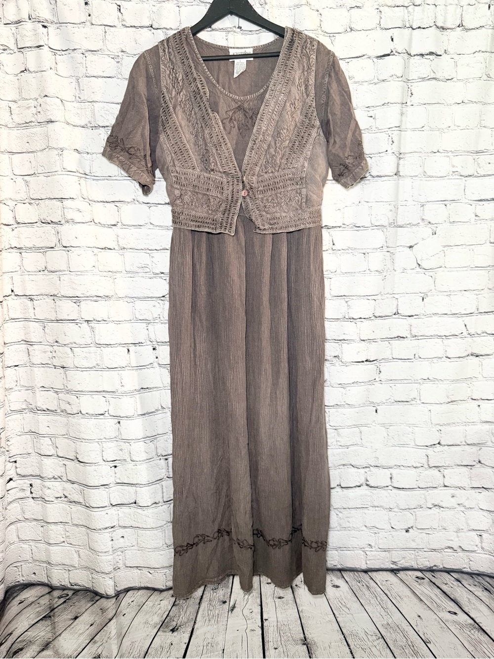 Jasmine. Long brown dress. Size L
